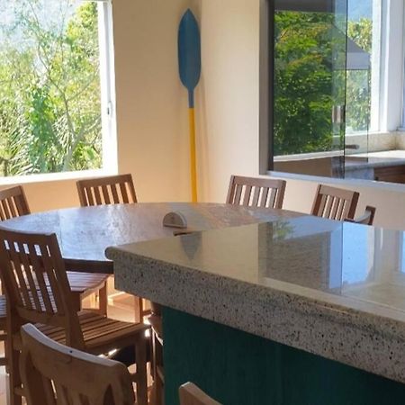 Casa Em Ilhabelaヴィラ エクステリア 写真